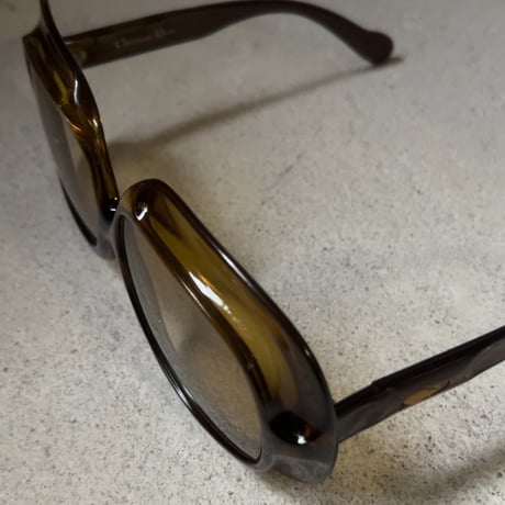Christian Dior クリスチャンディオール ヴィンテージサングラス  アイウェア 眼鏡 ダークグリーン 鶯色 オールドディオール 中古品（難あり)
