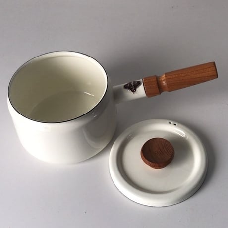 Noritake ノリタケ   ヴィンテージ 琺瑯(ホーロー) 片手鍋    木製無垢持ち手  ホワイト ほぼデッドストック 未使用品
