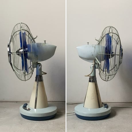 Toshiba 東芝  東京芝浦電気  ヴィンテージ扇風機 ランプ付き 一体型ライト 近未来デザイン 1960s タワー型ランプ レトロ家電 希少 幻の逸品 稼働品 良品　B(ライトブルー)