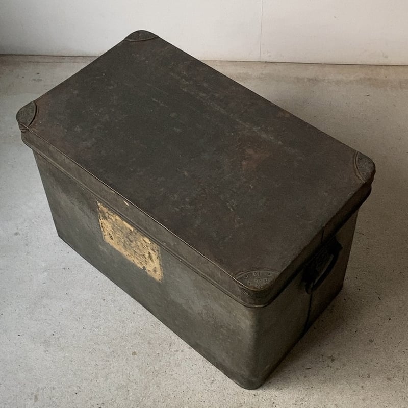 古いブリキのストックケース ブリキ箱 道具箱 衣装ケース ヴィンテージ 古いブリキのストックケース ブリキ箱 道具箱 衣装ケース ヴィンテージ
