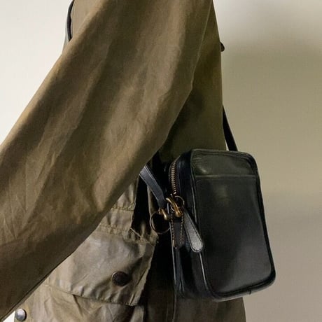 COACH オールドコーチ レザー ミニショルダーバッグ No.J6M-9973  グローブレザー ブラック 真鍮金具 ヴィンテージバッグ made in USA