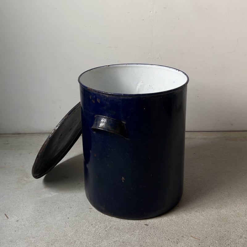 古いホーロー 特大 蓋付き キャニスター ダークネイビー ヴィンテージ