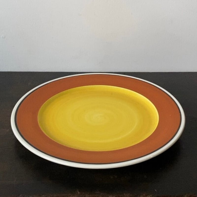  ヴィンテージ ディナープレート　3枚セット ヴィンテージ ディナープレート 3 枚セット - Etsy 日本