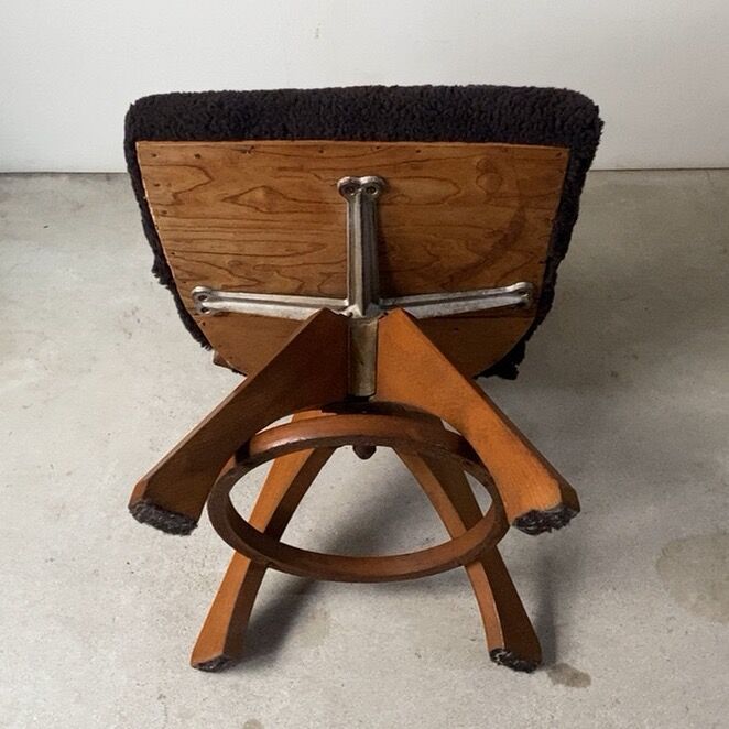 アンティークドクターチェア 丸椅子 スツール 楢 ナラ材 ベロア生地 張替済み 和骨董WA-COTTOO TAISHO-ROMANスタイル ドクターチェア｜アンティーク