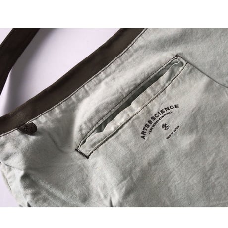 ARTS&SCIENCE  アーツ&サイエンス オリジナルトートM  レザー  グレージュ カーキ　ワンショルダー バッグ 中古品
