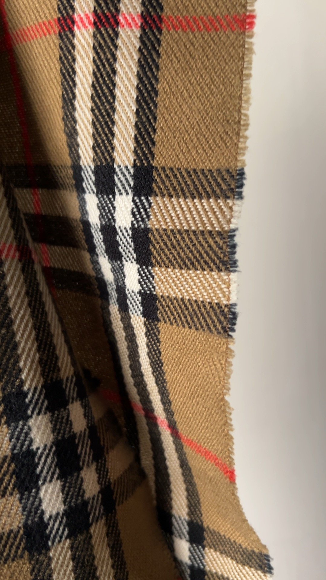 BURBERRYS バーバリーズ LAMBSWOOL 100% ラムウール マフラー BURBERRYS バーバリーズ LAMBSWOOL 100% ラムウール マフラー