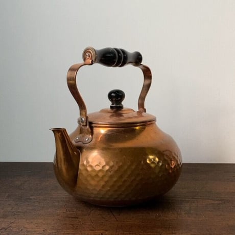 copper 100 home ware  新光金属製 ヴィンテージコッパーケトル  2L  純銅やかん 木製黒持ち手＋黒摘み グッドエイジング