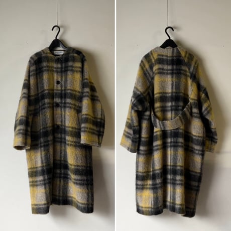 H様おまとめ品 BEAMS BOY ビームスボーイ  ノーカラータータンチェックコート  Mac & Co. S.r.l.社製のスライバーニット生地を使用  マスタード  中古美品
