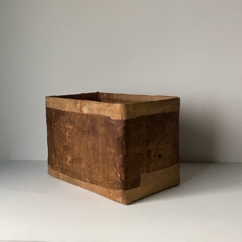 古い一閑張りの道具箱 32cm 竹籠＋紙＋柿渋 深型 古箱 古道具