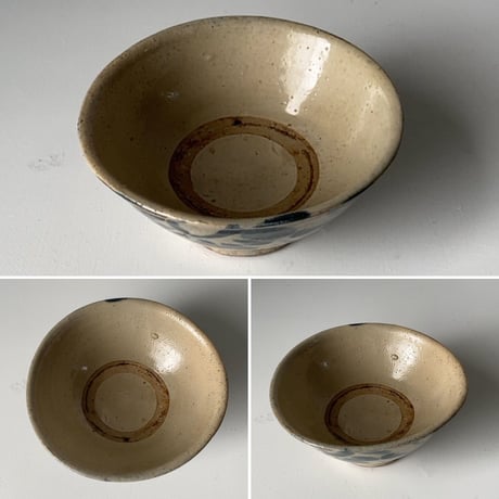 A  古琉球 やちむん 4.5寸マカイ 古作 登窯 花唐草 呉須色 沖縄 焼物 茶碗 昭和期 ヴィンテージフォークアート 完品
