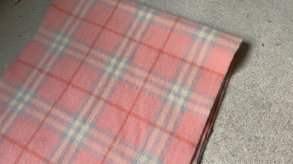 BURBERRY LONDON バーバリーロンドン LAMBSWOOL 100% ラムウール