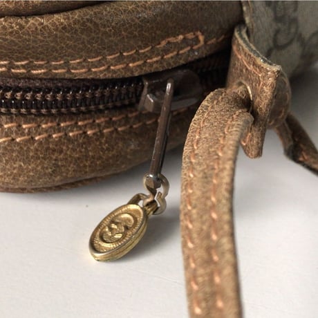 GUCCI グッチ  オールドグッチ  GGプラス コーティングキャンバス ポシェット ミニショルダー バッグ ブラウン  ヴィンテージ  中古美品