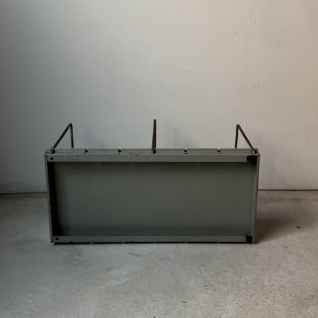 古い卓上ブックスタンド スチールの本立て 昭和期 ヴィンテージブックシェルフ 本棚 美品　No2