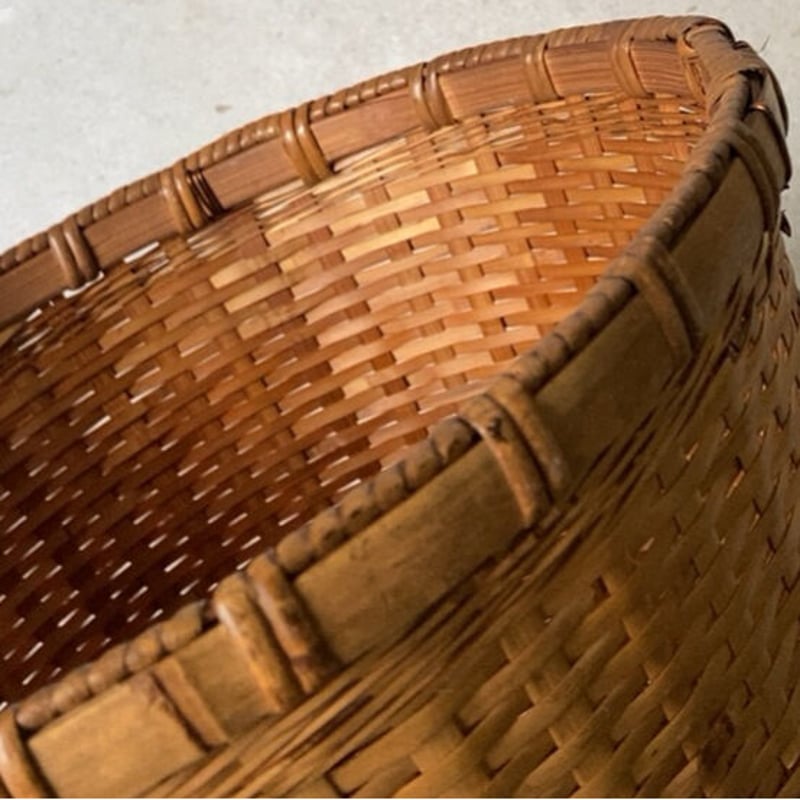 古い竹編みの屑籠(ダストボックス) 技あり丁寧な編み技術 日本の工芸品