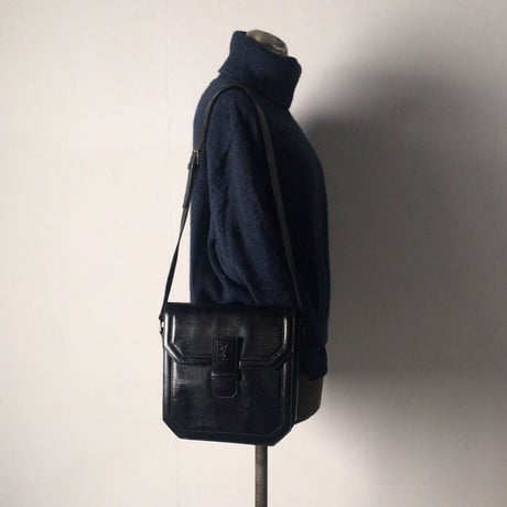 YSL  イヴ・サンローラン  型押しリザード  レザー ショルダーバッグ ブラック  ヴィンテージ  オールド 美品