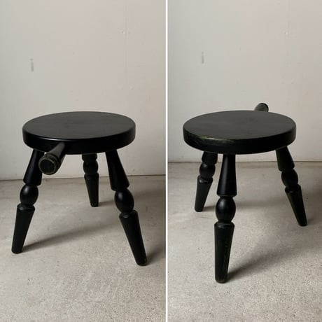 飛騨産業 キツツキ マーク  ミルクスツール  持ち手付作業椅子 小さい丸椅子 ボールレッグ ミニスツール