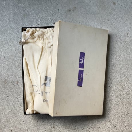 Courreges クレージュ  80sオールドクレージュ フラップ型クラッチバッグ クロコ型押し合皮 銀ロゴ 中古良品