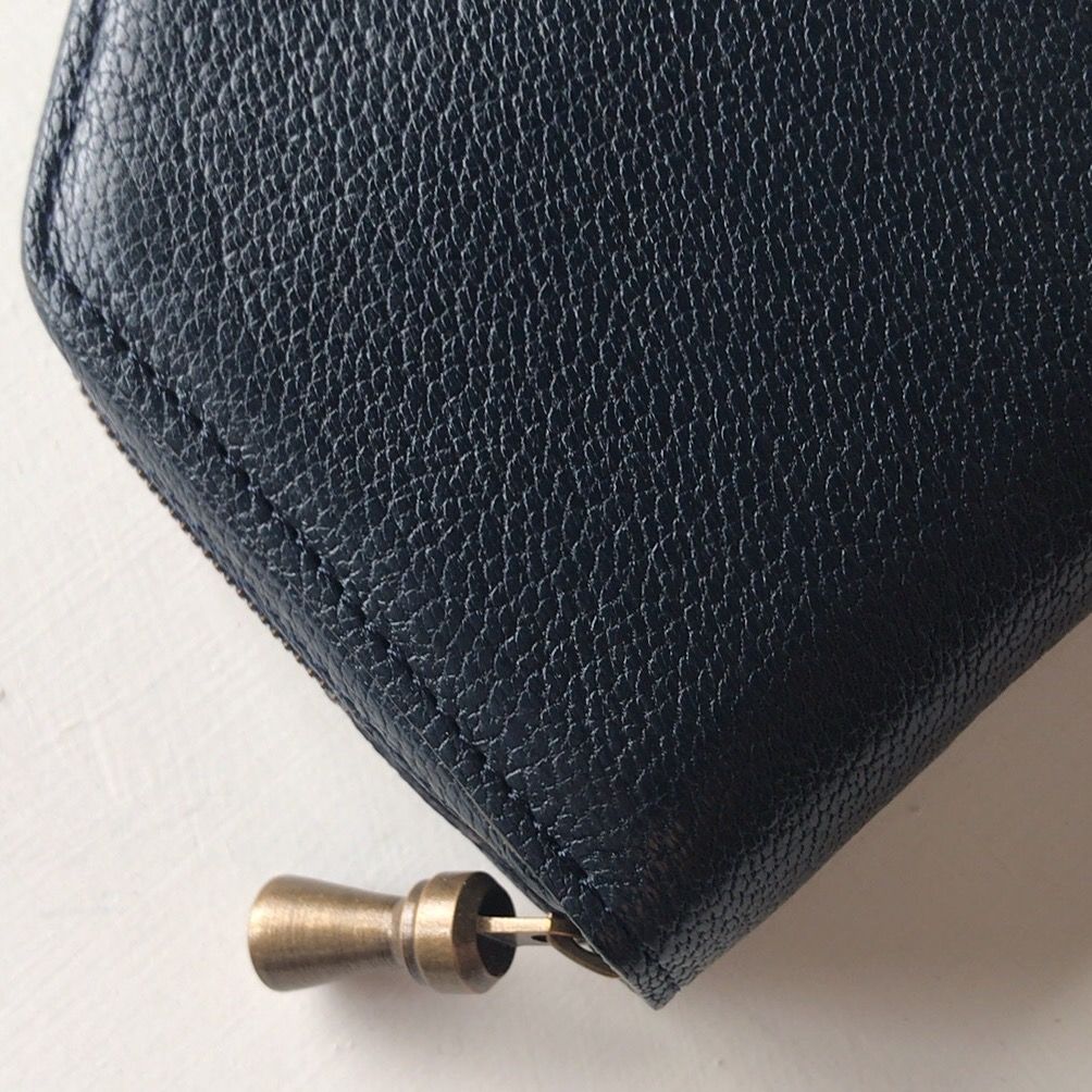 POSTALCO Kettle Zipper Wallet Small | Navy ポスタ