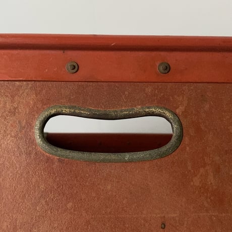 昭和期の古いボテバコ (ボテ箱) 運搬箱 ブリックカラー 無地 ヴィンテージボックス コンテナ 完品範疇