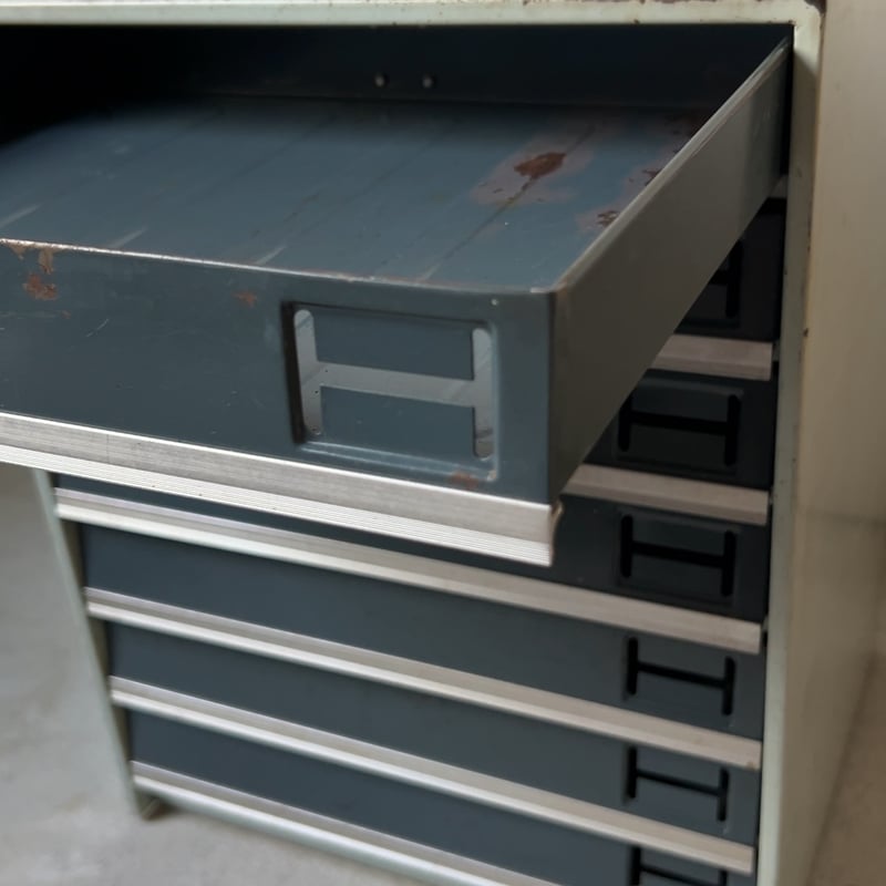 PLUS LETTER CASE プラスレターケース 7杯小引き出し A4 スチール引出し