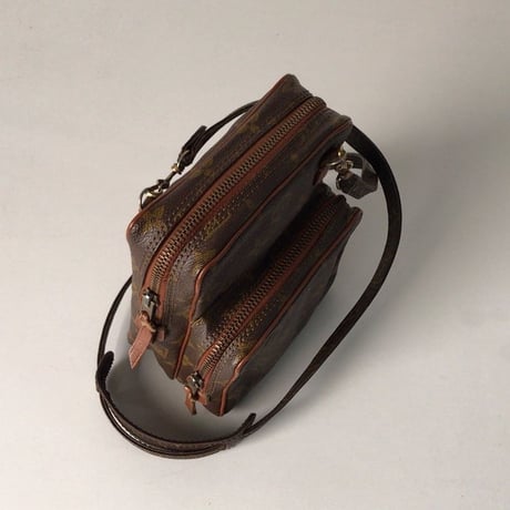 LOUISVUITTON  ルイヴィトン モノグラム  ヴィンテージ ミニアマゾン  M45238 ショルダーバッグ ポシェット 斜めがけ エクレール