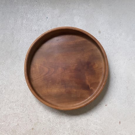 昭和30年 木製 くり抜き盆　小さめサイズ約26cm 木工 工芸品 木製無垢材 民藝 番茶 煎茶 丸盆 キッチンツール