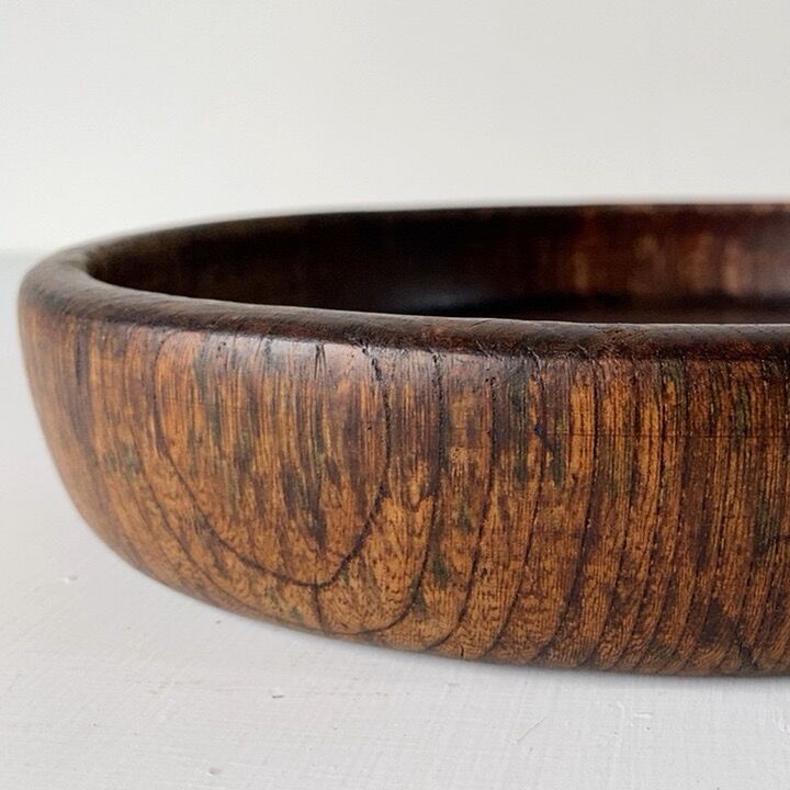 木製無垢のくり抜き盆 丸盆 木のトレー 幅約25.5cm 小さめサイズ 木製無垢のくり抜き盆 丸盆 木のトレー 幅約25.5cm 小さめサイズ