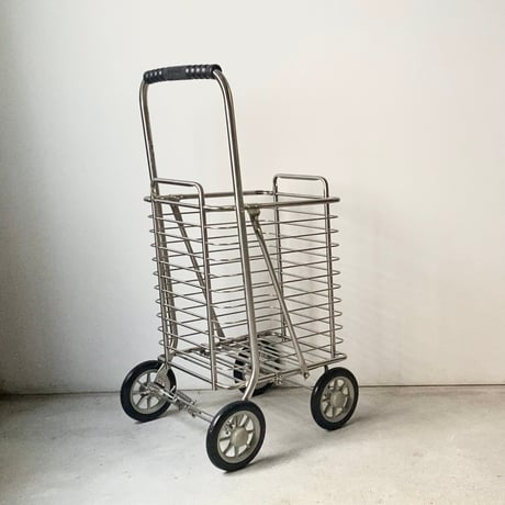 富田工業株式会社 ショッピングカート SC-01 ステンレス製 折り畳み式  買物籠 大容量 4輪 ストッパーレバー 黒グリップ キャリー キャスターワゴン シンプルデザイン 完品