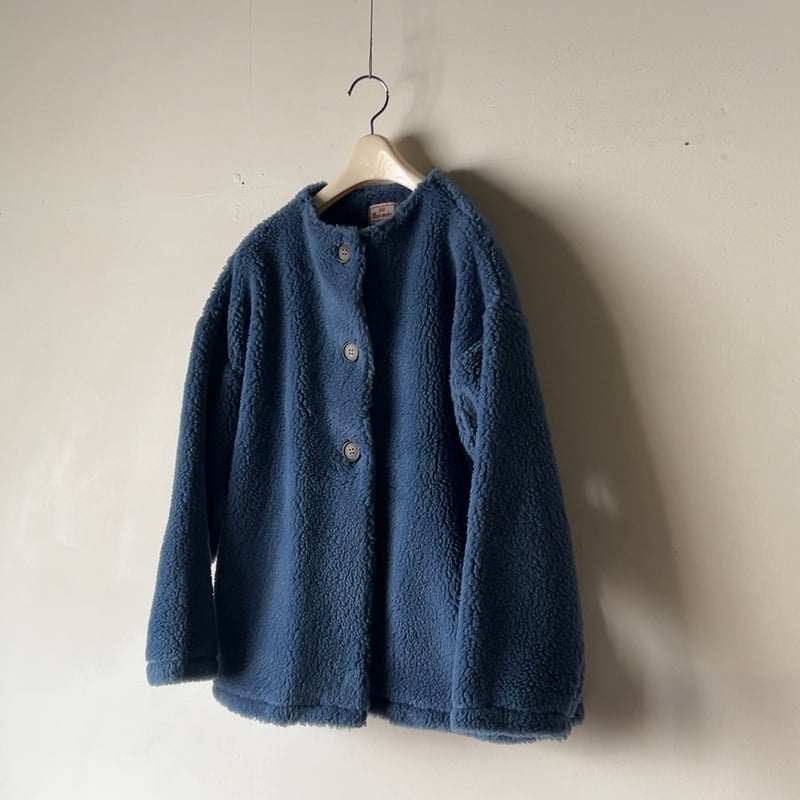 mao made マオメイド モックネックノーカラーボアジャケット もこもこ 