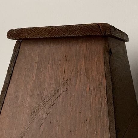 昭和初期 木製穴無し古い踏台  杉無垢材 台形 箱型 踏み台 ヴィンテージステップ グッドエイジング