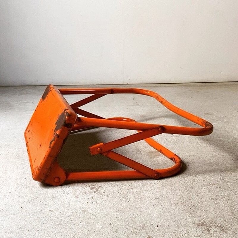 古い鉄の踏台 折り畳みステップ ヴィンテージステップ