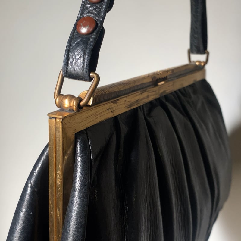 ヴィンテージ パーティバッグ ブラックレザー/真鍮がま口 ギャザー