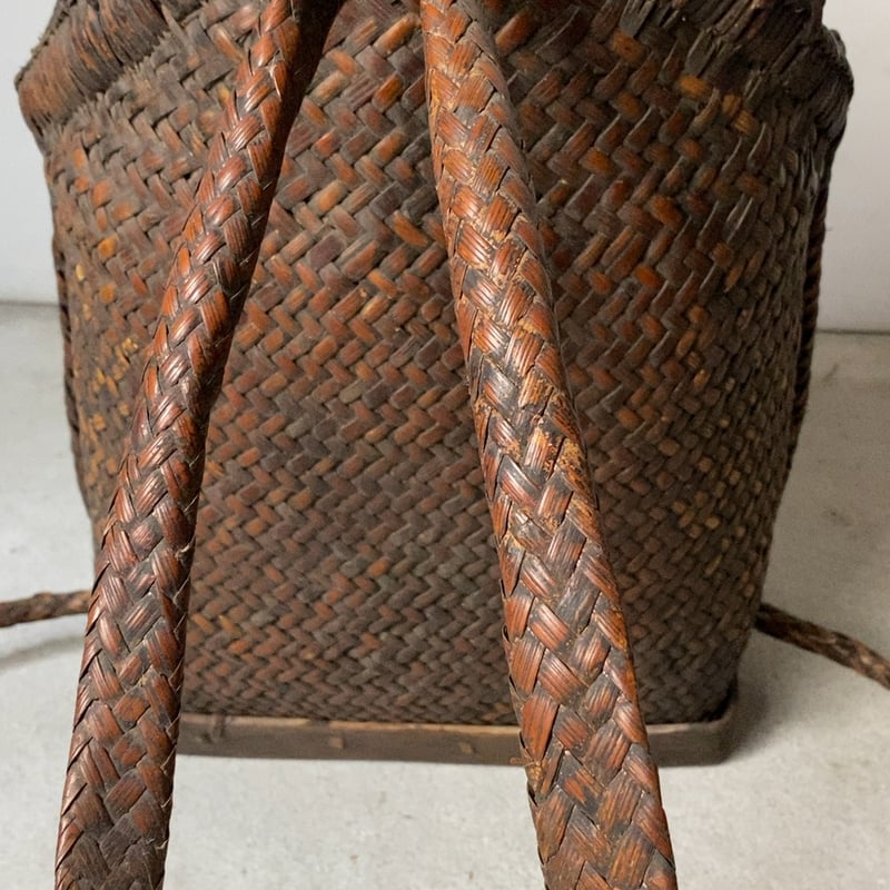 アンティーク リュック型 かごバッグ 背負い籠 フィリピン 少数民族