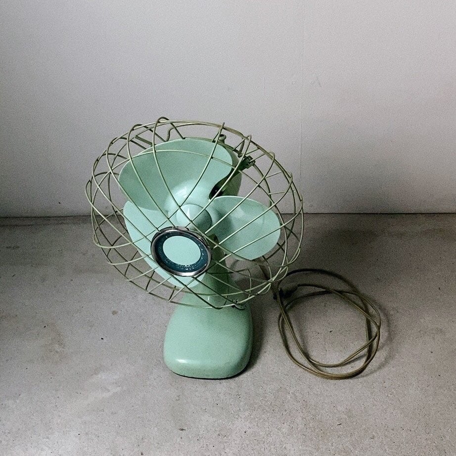 Mitsubishi Electric Mfg.Co.japan 三菱扇風機 AC ELECTRIC FAN 1950〜60年代のオールド三菱  ヴィンテージ家電 ミントグリーン 2段階調 完品範疇