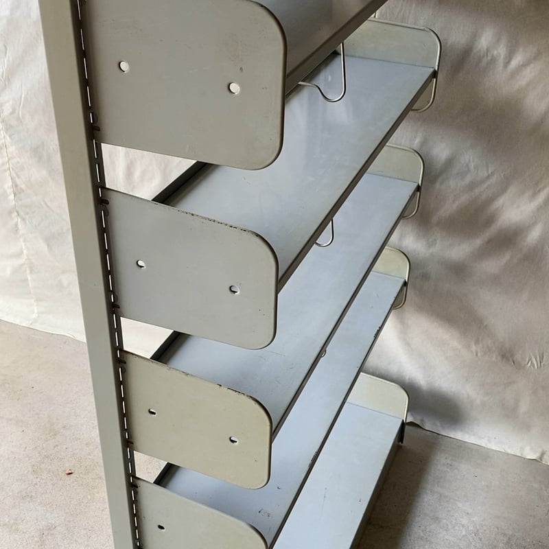 超希少！ヴィンテージスチール本棚