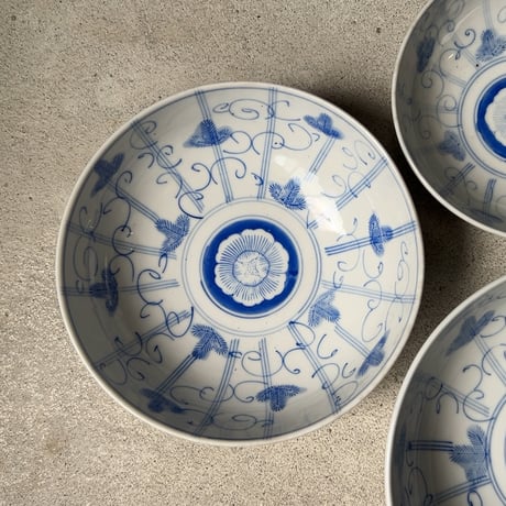 明治期 古い染付の入れ子鉢 (3鉢) アサガオ 蔓 絵  薄色  完品
