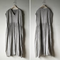 maison de soil メゾンドソイル 80番手オーガニックボイルストライプ素材を使用したHANDDYE(手染め)シリーズピンタック ドレス ワンピース  size 2  中古美品