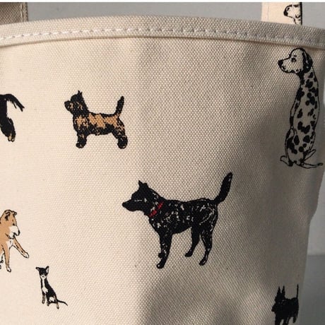 TEMBEA  テンベア  バケットトートバッグ スモール  ミニ  犬柄  キャンバス ファブリック  2018  中古美品