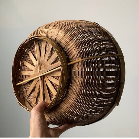古い竹編みの飯籠 めしかご 水切り籠 野菜籠  幅約34cm 目飛び無くコンディション良好