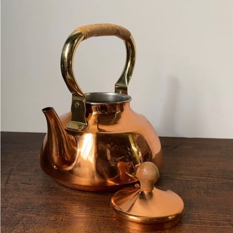 morico モリコ  森井金属製 籐巻き持ち手の銅ケトル 2L  木の摘み グッドデザイン 未使用品