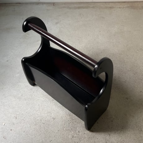 FUJI FURNITURE 富士ファニチア ヴィンテージマガジンラック ワンハンドル波型 グラデーションカラー 木製本立て 木製雑誌入れ 木工家具 70s 古作 良品