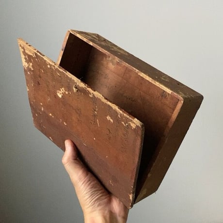 一閑張り 蓋付きの紙箱  21.5cm 紙貼り 柿渋 紐摘み  小物入れ 道具箱 墨文字 ジャパンヴィンテージ