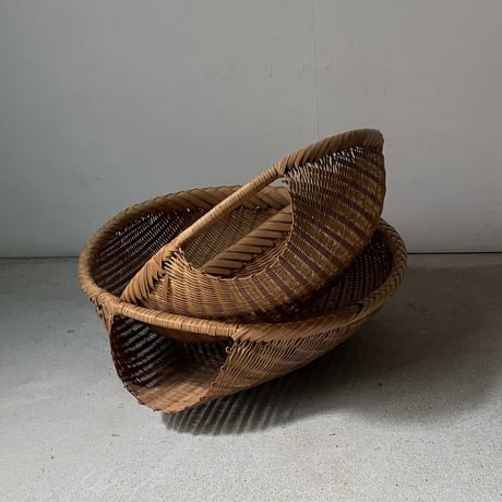 丸い片口ざる 入れ子2点セット  竹編みザル 竹笊 竹籠 竹工芸 竹細工 工芸品 手仕事 古民藝 古民具 古道具 ジャパンヴィンテージ