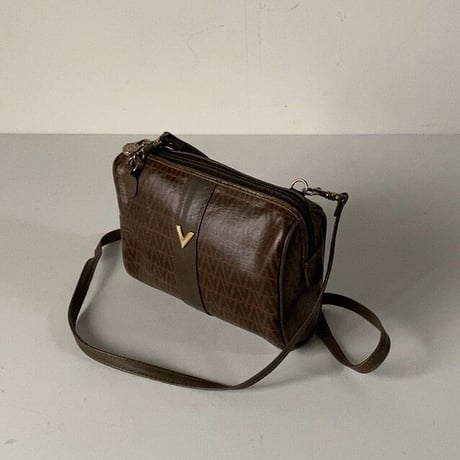 VALENTINO オールドヴァレンチノのミニミニショルダーバッグ  幅約18cmの小さめポシェット ヴィンテージバレンチノ