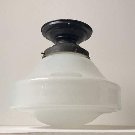 大正〜昭和初期  Cトロ型  当時物 乳白気泡ガラス 天井付け アンティーク照明器具 幅約35cm  電笠 アルミ台座付属  グッドコンディション