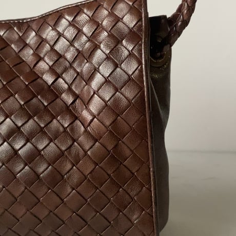 BOTTEGA VENETA ボッテガヴェネタ イントレチャート ハンドバッグ ワンショルダーバッグ レザー 焦げ茶 ブラウン レディース 中古品