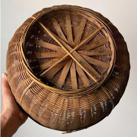 古い竹編みの飯籠 めしかご 水切り籠 野菜籠  幅約34cm 目飛び無くコンディション良好