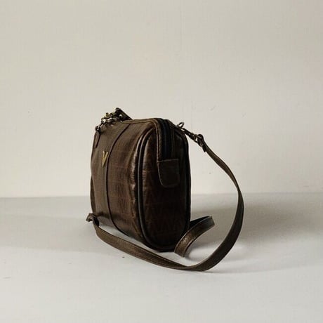 VALENTINO オールドヴァレンチノのミニミニショルダーバッグ  幅約18cmの小さめポシェット ヴィンテージバレンチノ