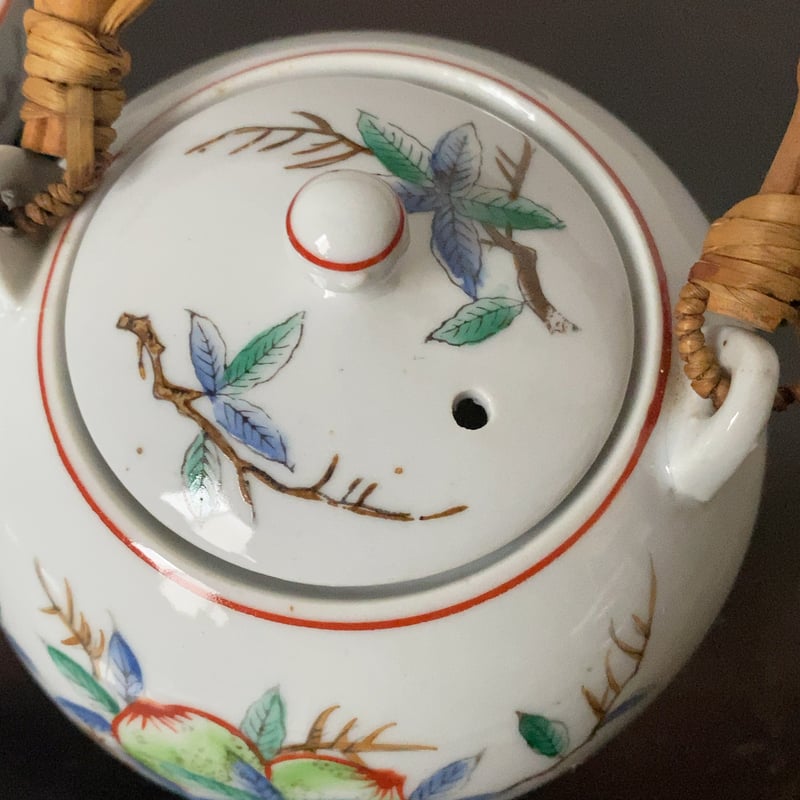 松風 古い茶器セット(急須+蓋茶碗5客) 桃柄 桃図 植物画 竹持ち 松風 古い茶器セット(急須+蓋茶碗5客) 桃柄 桃図 植物画 竹持ち