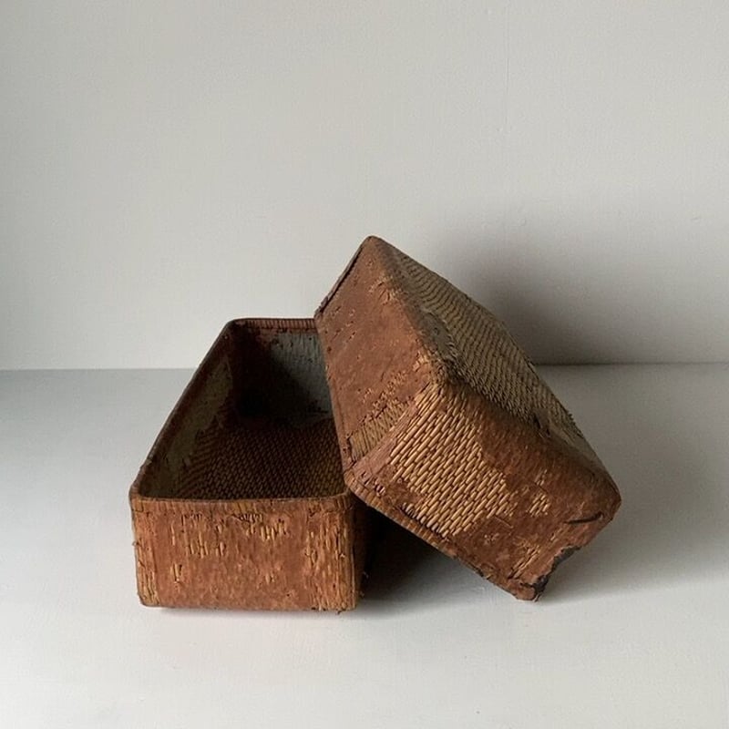 【匿名配送】おにぎり入れ　アンティーク（柳行李型） 匿名配送】おにぎり入れ アンティーク（柳行李型） キッチン・食器